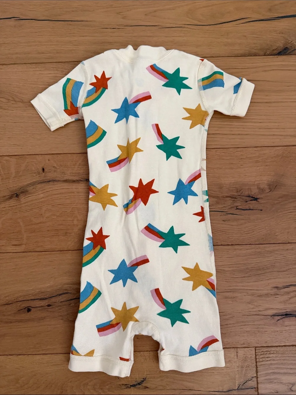 Hanna Andersson Cream Short-Sleeve Bodysuit with Colorful Stars & Rainbows